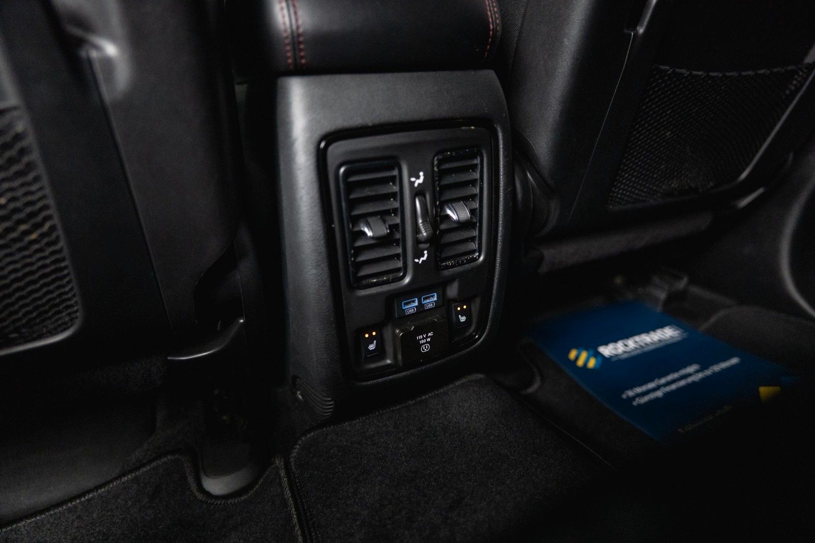 Fahrzeugabbildung Dodge Durango 5.7 V8 SRT 4x4 Night-Paket WIDEBODY 19%