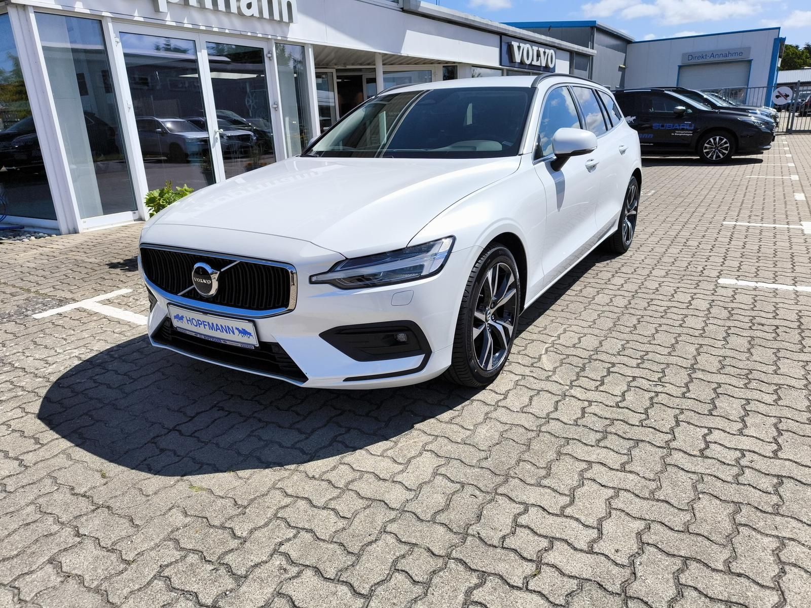 Volvo V60 B4 Benzin Core / AHK / ACC / BLIS