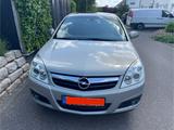 Opel Signum 2.2 Direct Automatik - - Opel Signum mit Benzin-Antrieb: Limousine, 2.2