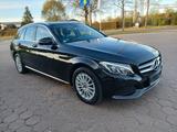 Mercedes-Benz C 180 C T-Modell/Navi/sitzh./AHK./Automatic - Mercedes-Benz: Kombi, 180