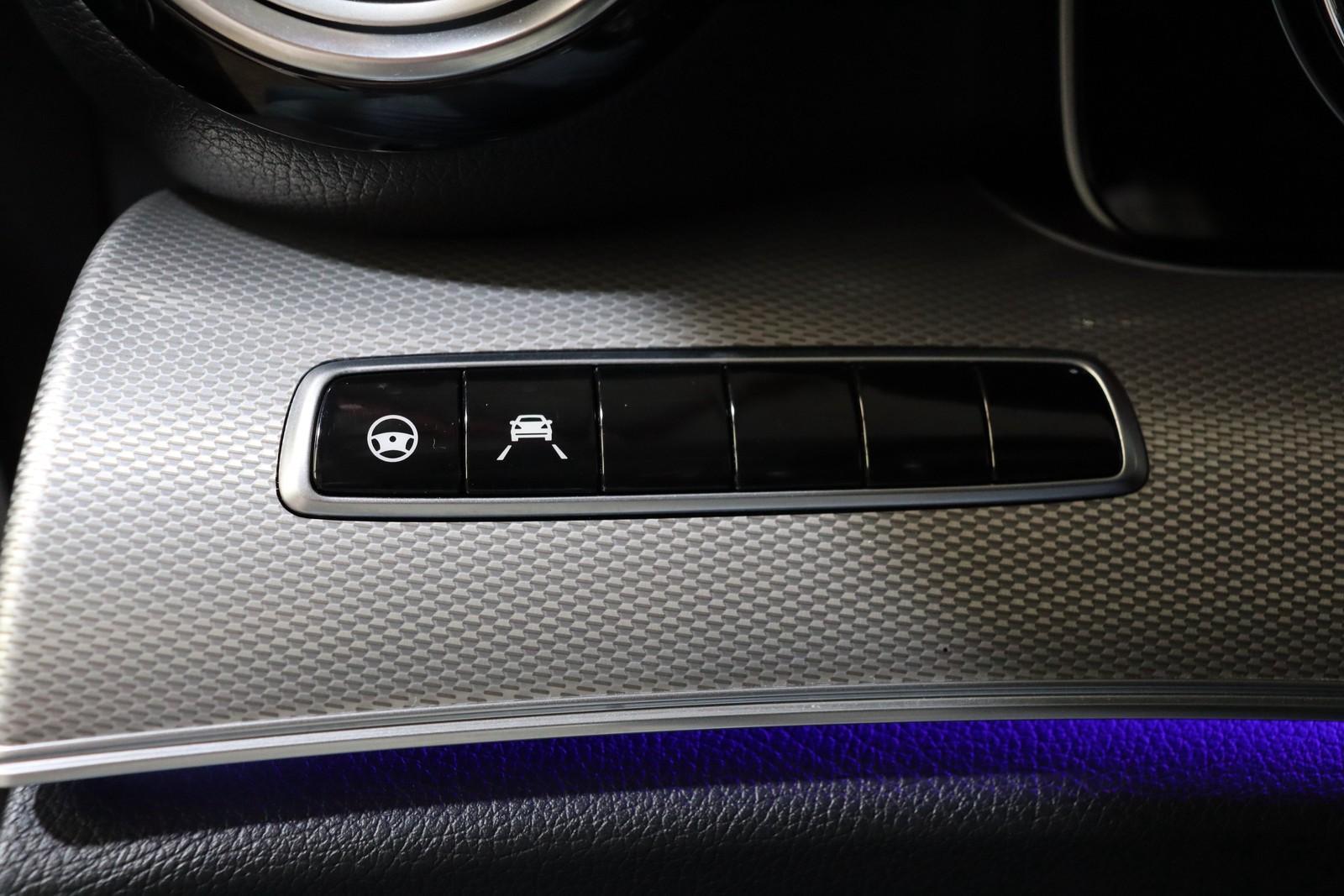 Mercedes-Benz E 220 d Avantgarde COMAND*MULTIBEAM*AHK