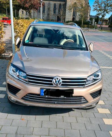 Volkswagen VW Touareg 3.0   V6    EXKLUSIV  TDI BMT A...