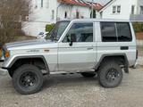 Toyota Land Cruiser - Toyota Land Cruiser aus 1987