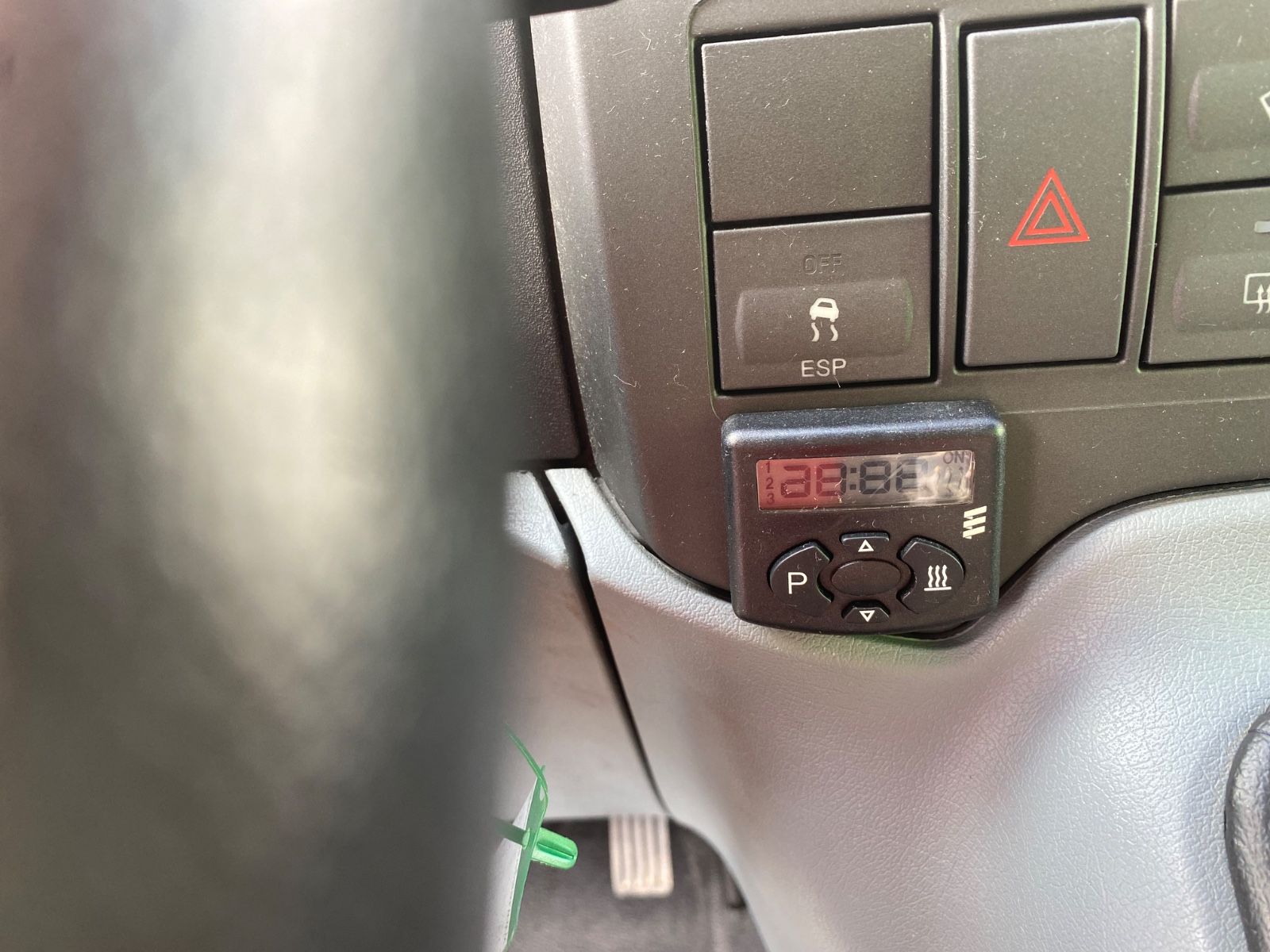 Fahrzeugabbildung Ford Transit Kombi FT 300 M Trend,STH,ROLLSTUHLLIFT
