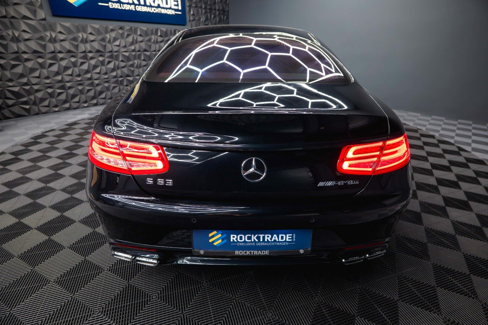 Fahrzeugabbildung Mercedes-Benz S 63 AMG 4Matic Night Edition Designo *ACC*Pano*