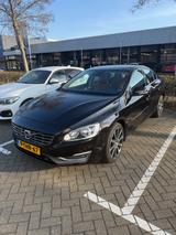 Volvo S60 T3 Powershift - - gebrauchte Volvo S60 aus dem Jahr 2014