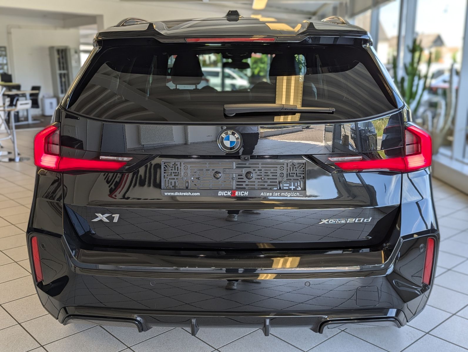 BMW X1 20d M-Sport-PRO Pano Innovation Harman AHK 19 - Image 6
