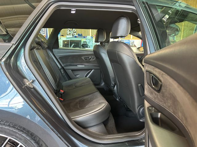 Seat Leon ST *Keyless*ACC*2-Zonen*Navi*LED*