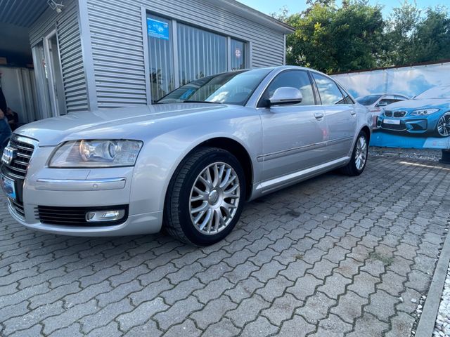 Audi A8 4.2 FSI quattro