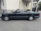 Mercedes-Benz E 220 Cabrio - Autom, Klima, Leder Recaro, Sitzh - gebrauchte Mercedes-Benz E 220 aus dem Jahr 1993