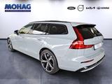 Volvo V60 Kombi Recharge Plug-In Hybrid AWD Plus Dark - Volvo V60 in Essen