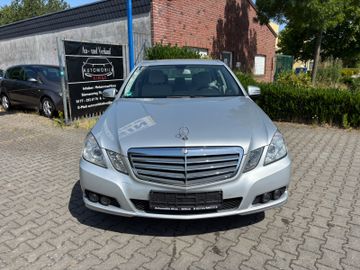 Mercedes E 200 - 2