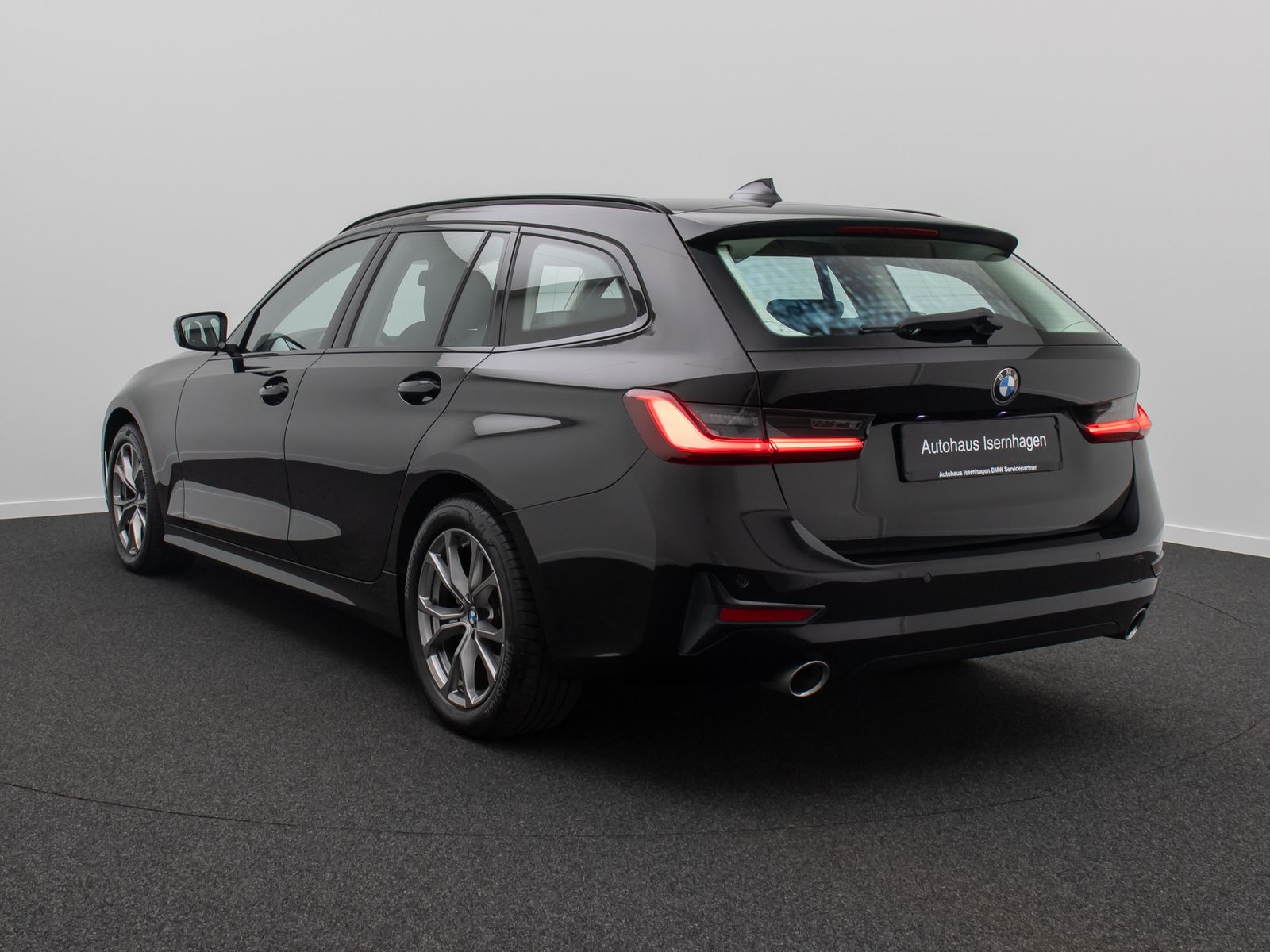 Fahrzeugabbildung BMW 320d  xD Sport Line Laser HUD DAB Komfort Alarm