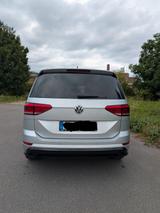Volkswagen Touran 1.5 TSI DSG Highline,R-Line, 7Sitzer,StHz - VW Touran Gebrauchtwagen in Ludwigshafen
