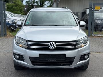 Volkswagen Tiguan - 2