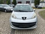 Peugeot 107 Filou - Peugeot 107 mit Benzin-Antrieb: Kleinwagen, Automatik