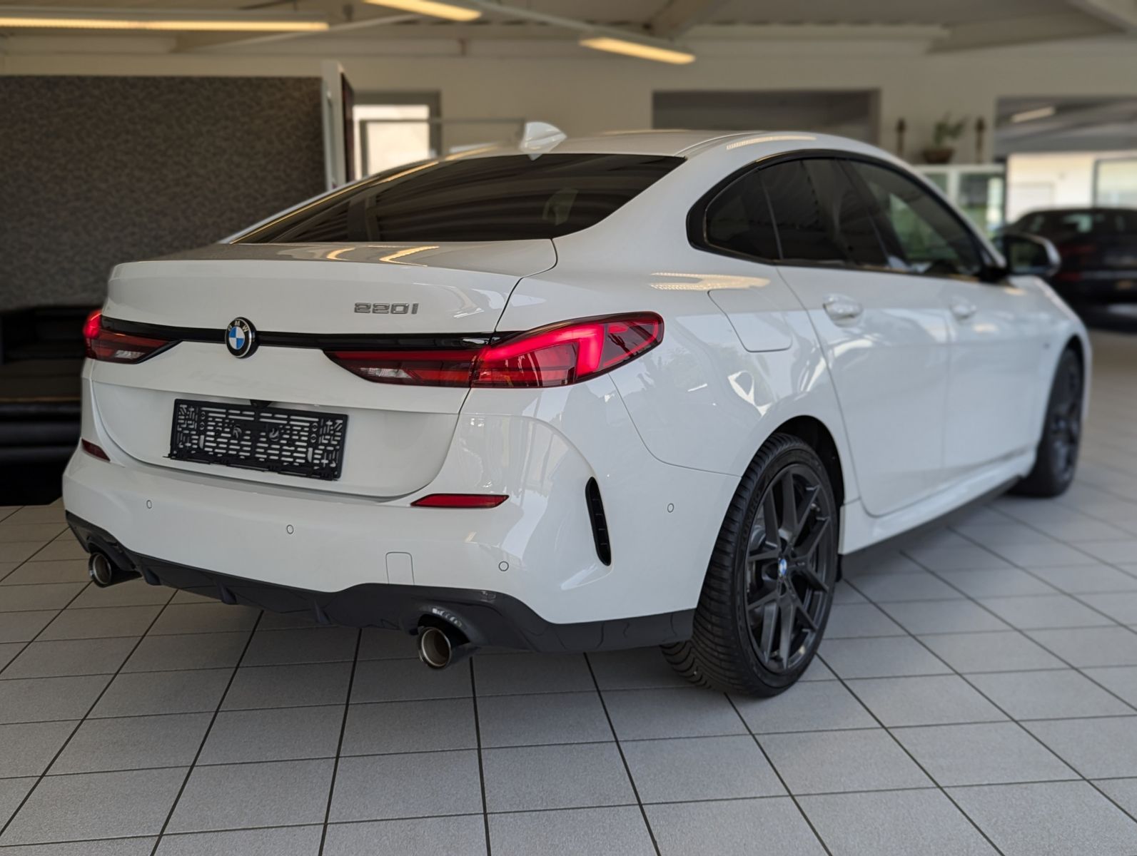BMW 220 Gran Coupé i M-Sport Harman H/K Pano HUD ACC - Image 7