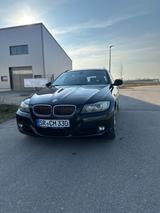 BMW 330d Touring Automatik xDrive - gebrauchte BMW 330 aus dem Jahr 2012