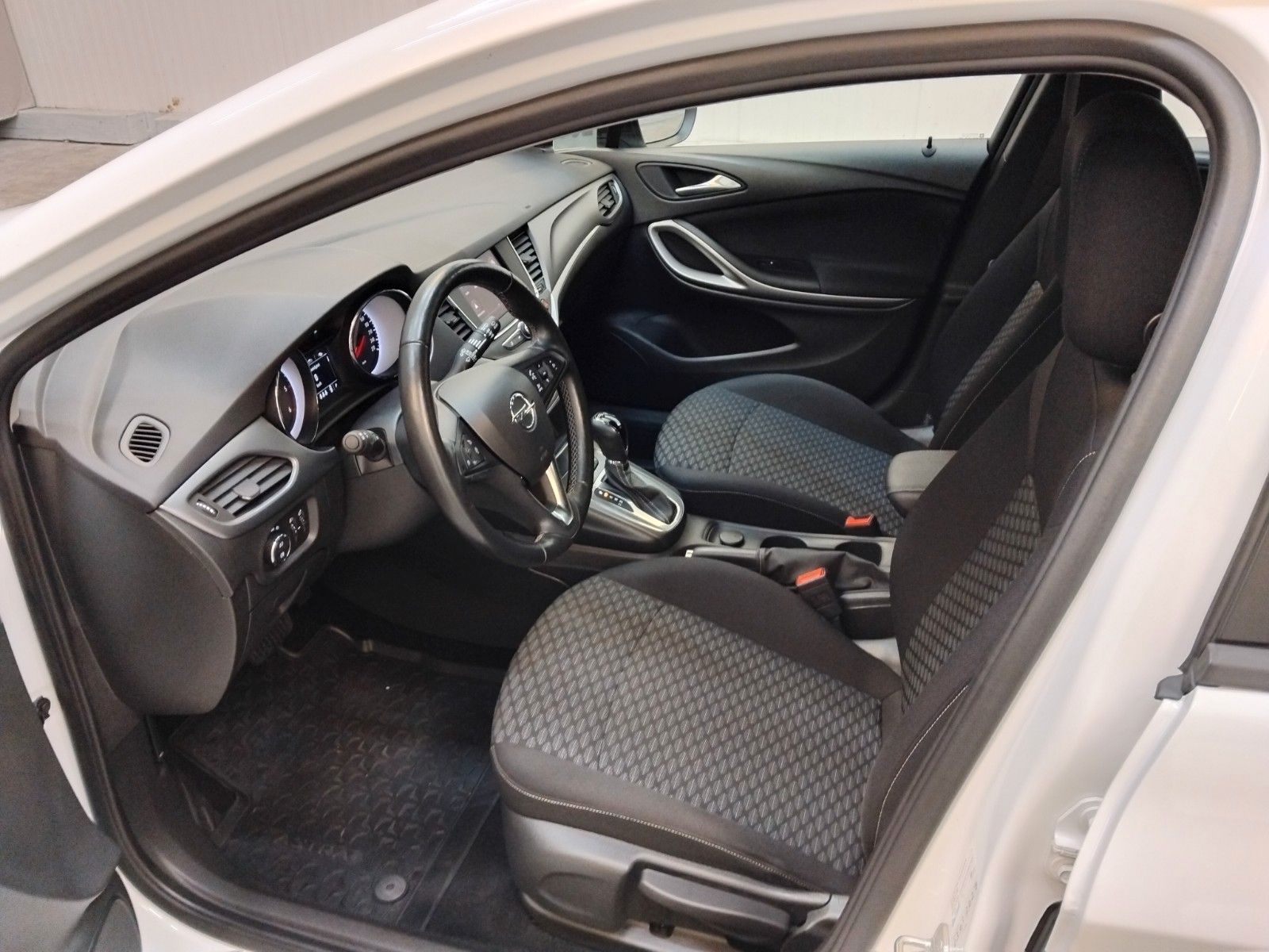 Opel Astra (03/2021, Diesel)