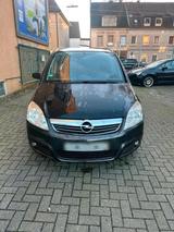 Opel Zamfira. 1,7  diesel  2009 - Opel Astra aus 2009 mit Diesel-Antrieb: Kombi, 1.7