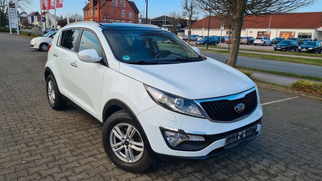 Kia Sportage Spirit2WD-PANORAM+KEM+AHK+NAV+LED+LEDER