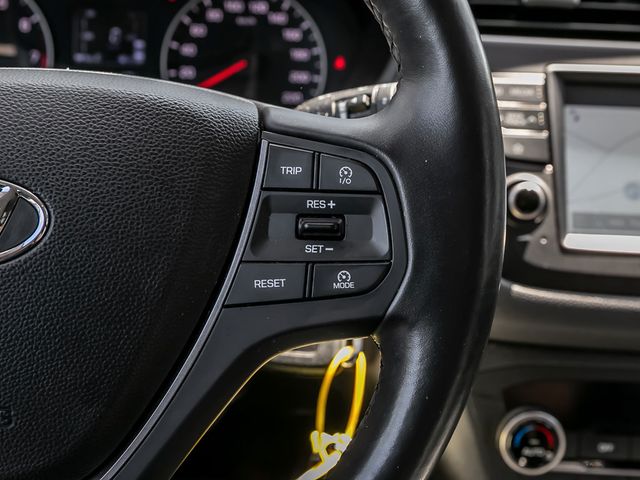 Hyundai i20 YES! Plus Navi Kamera Spurhalteassistent