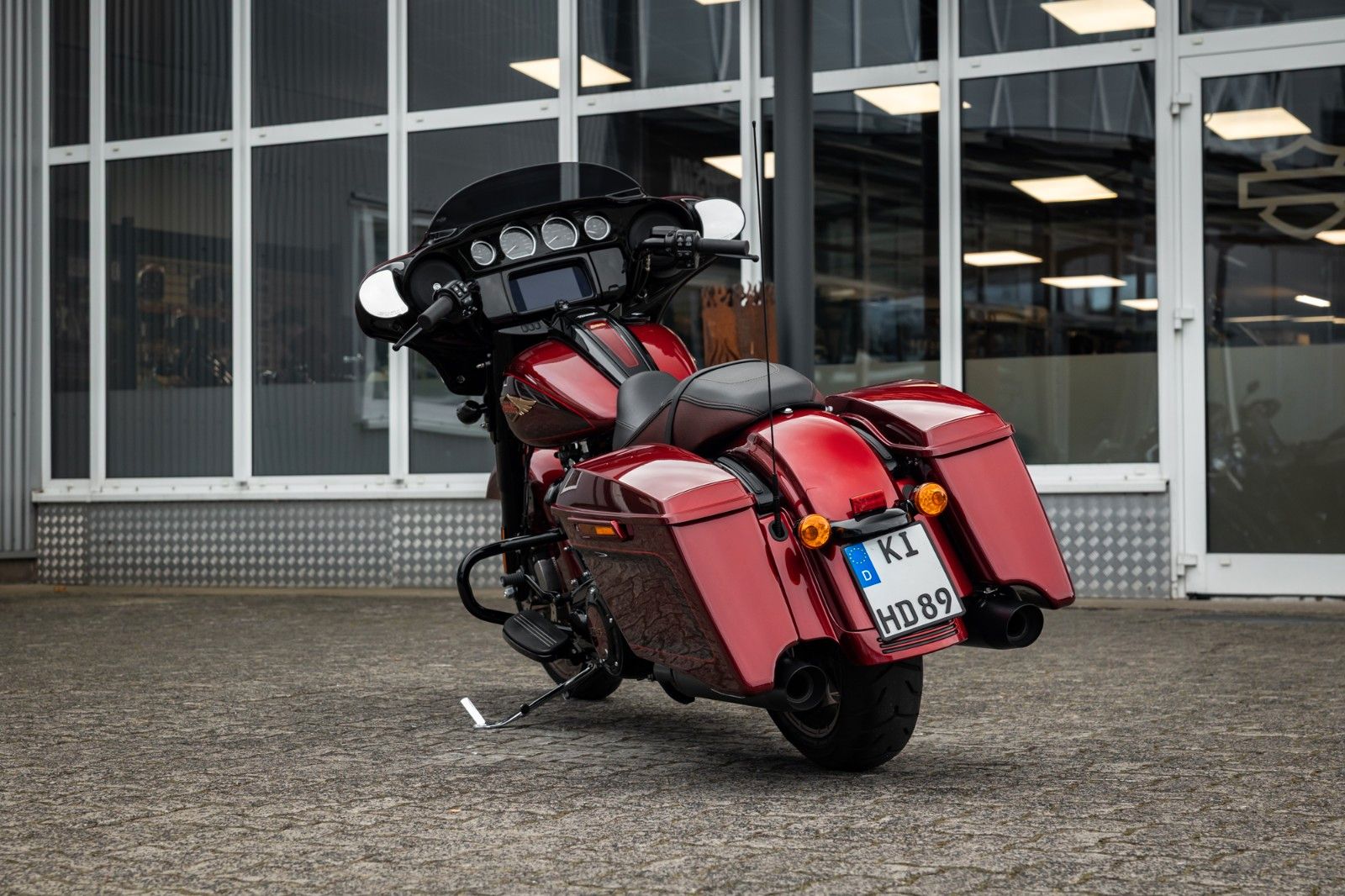 Fahrzeugabbildung Harley-Davidson FLHXS Street Glide 114 cui - 120th ANNIVERSARY