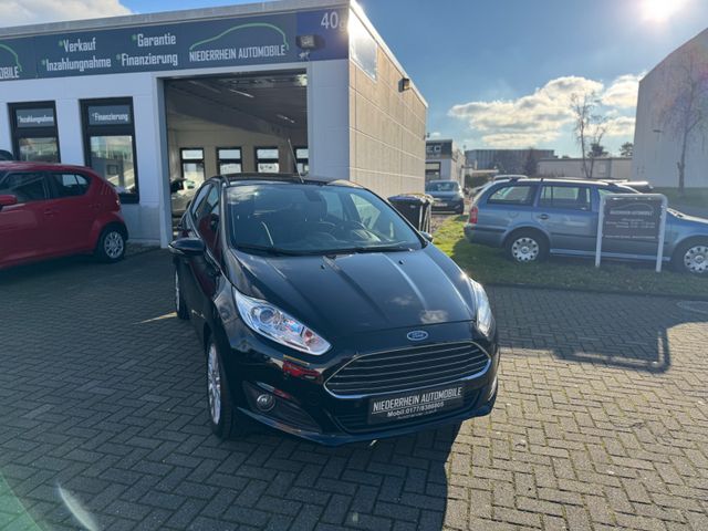 Ford Fiesta Titanium Automatik+Navi+Zahnriemen Neu