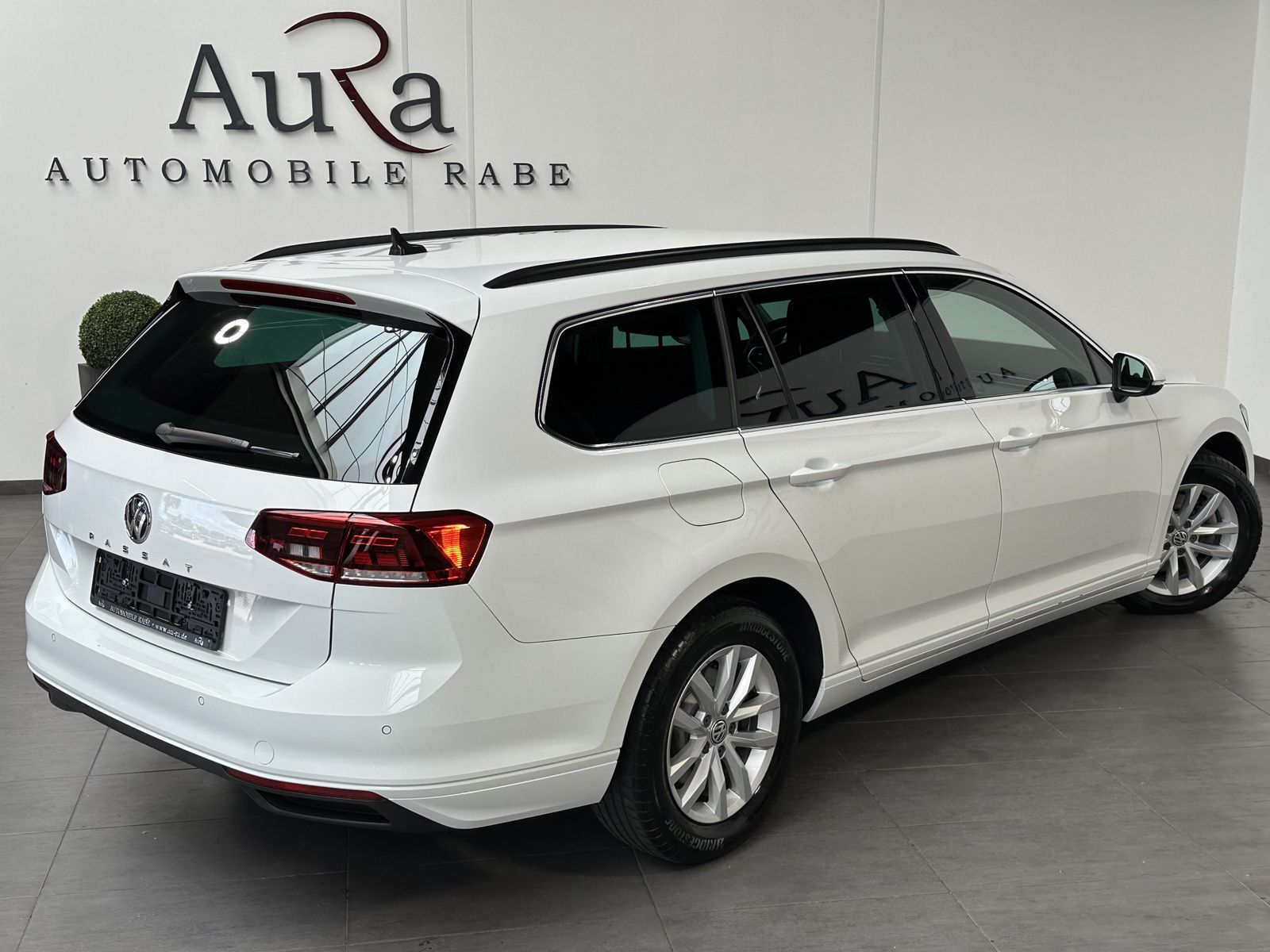 Fahrzeugabbildung Volkswagen Passat Variant 2.0 TDI DSG Business NAV+LED+KAM