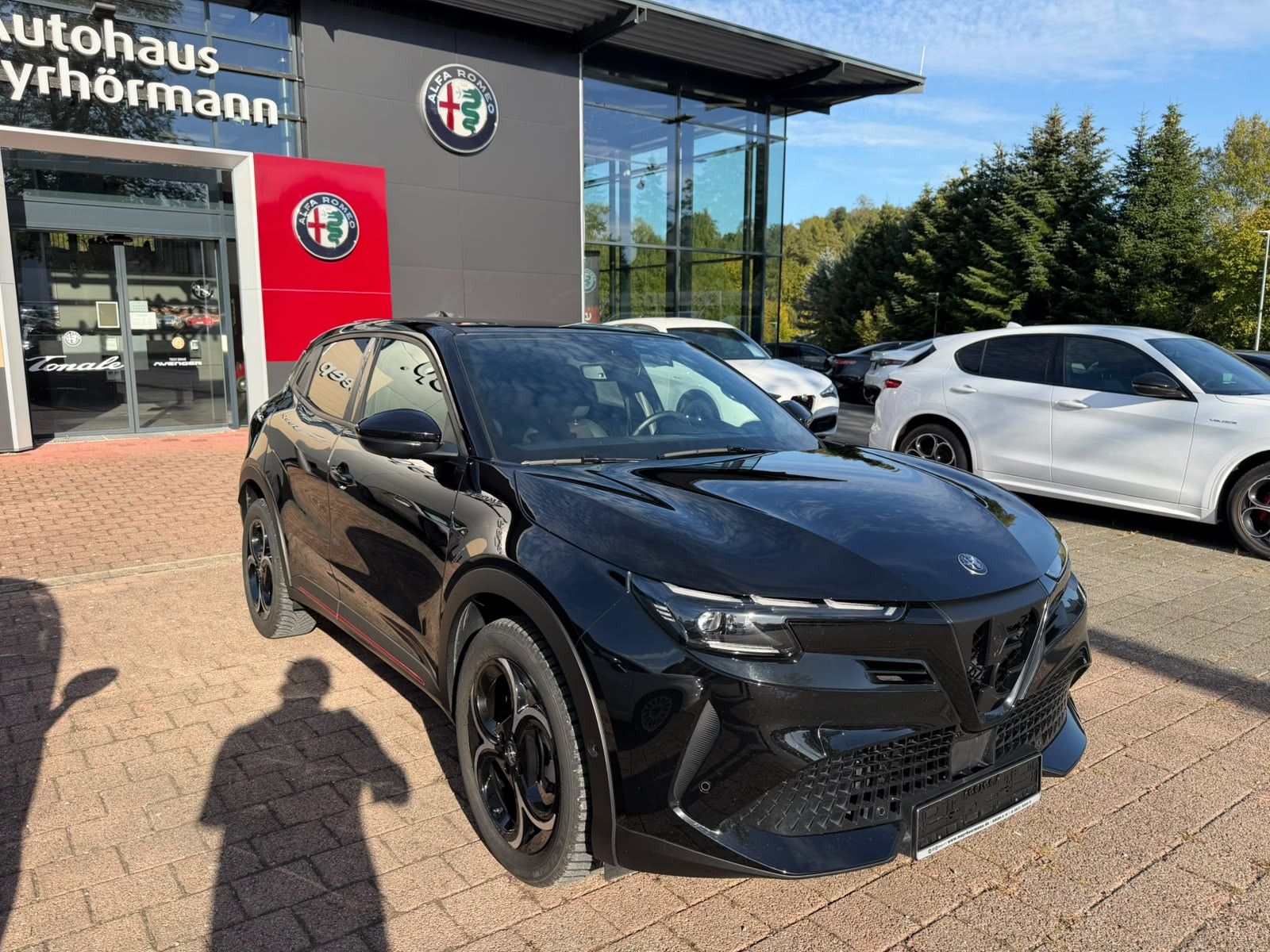 Fahrzeugabbildung Alfa Romeo Junior Ibrida 1.2 VGT 48V-Hybrid 100 kW Speciale