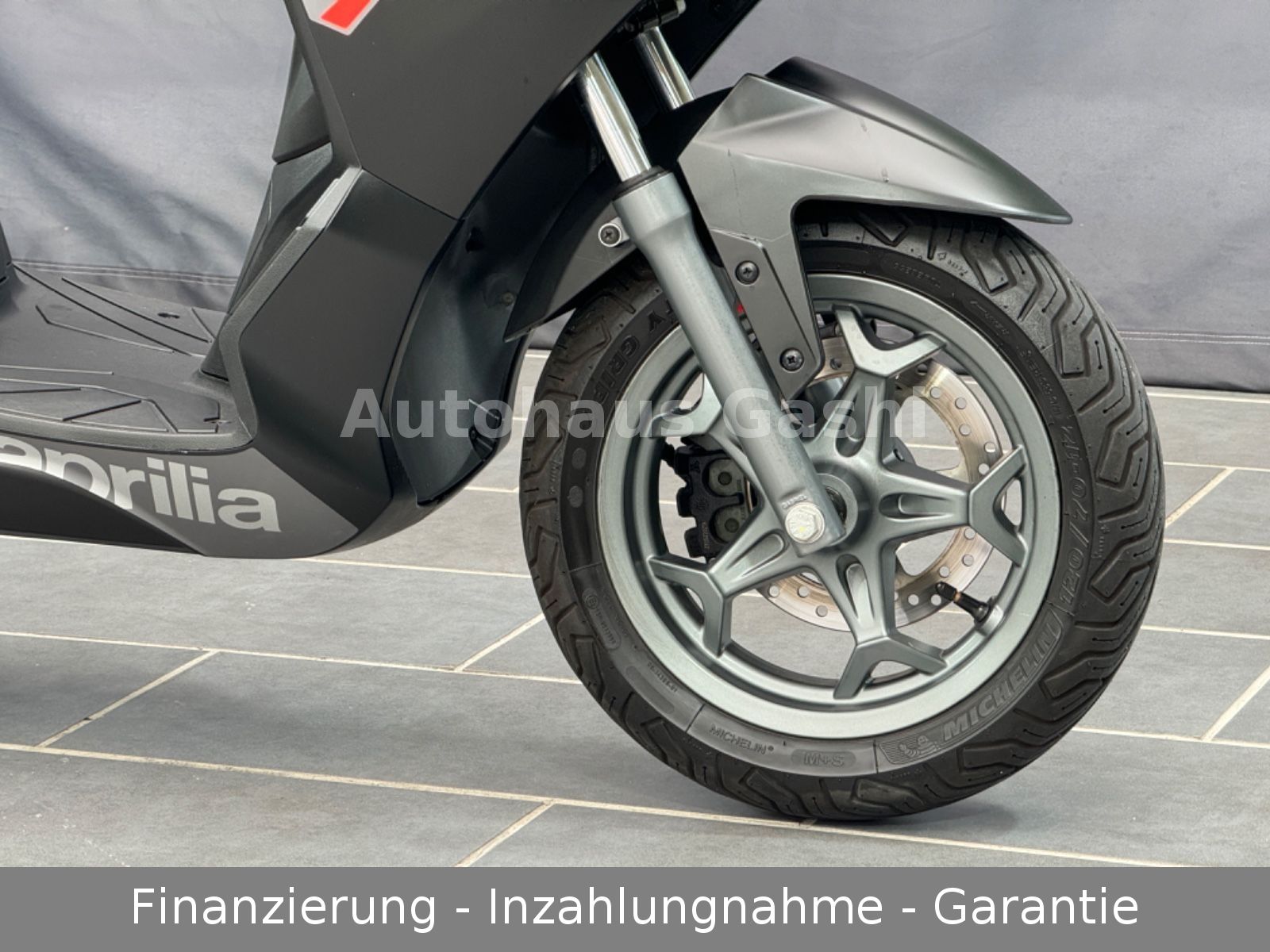 Fahrzeugabbildung Aprilia SXR50S*SchwarzMatt*LED*+Koffer