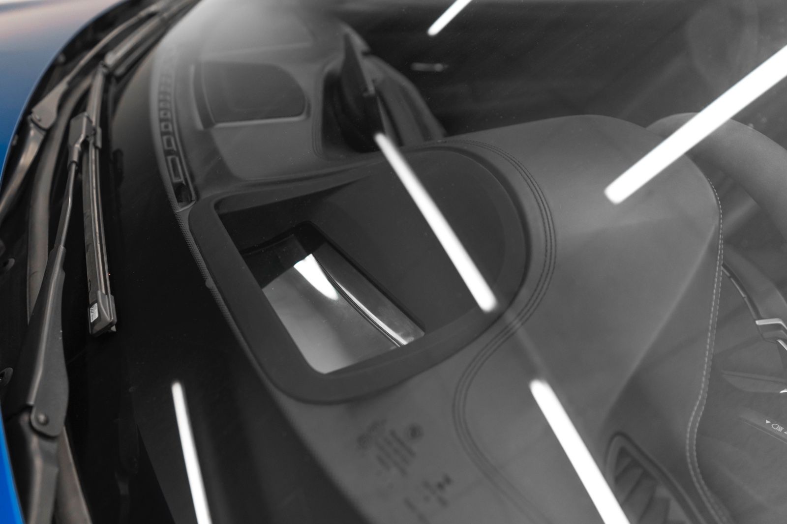 Fahrzeugabbildung BMW M4 CS Head UP LED NAV KAM PDC DKG