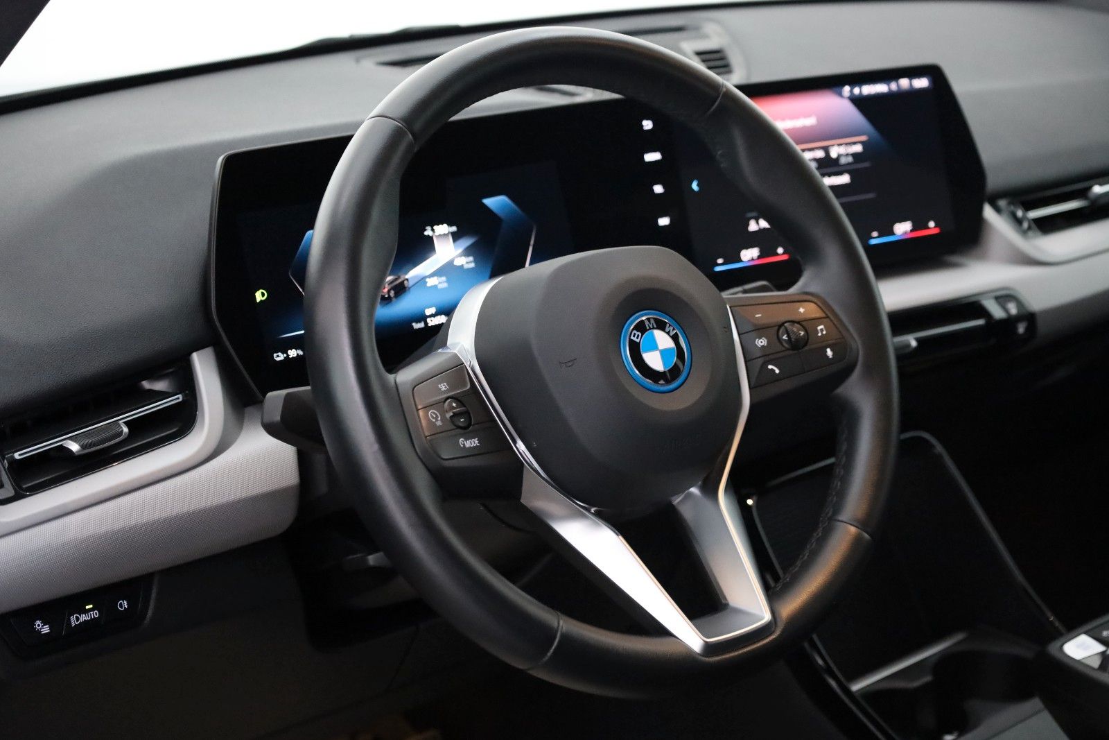 Fahrzeugabbildung BMW iX1 20 eDrive 68KWH Leder,Navi,LED,Parkassistent