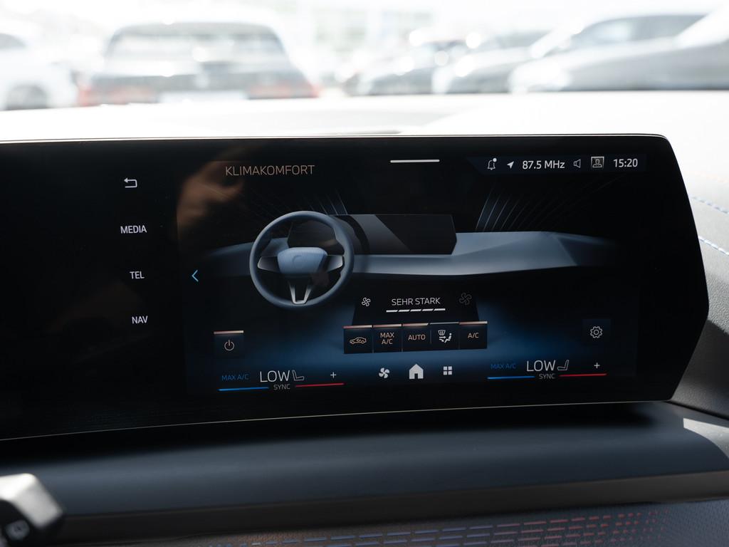 BMW 1 Series M-Sport PANO LED ACC NAVI KAMERA SHZ PDC, миниатюра 17
