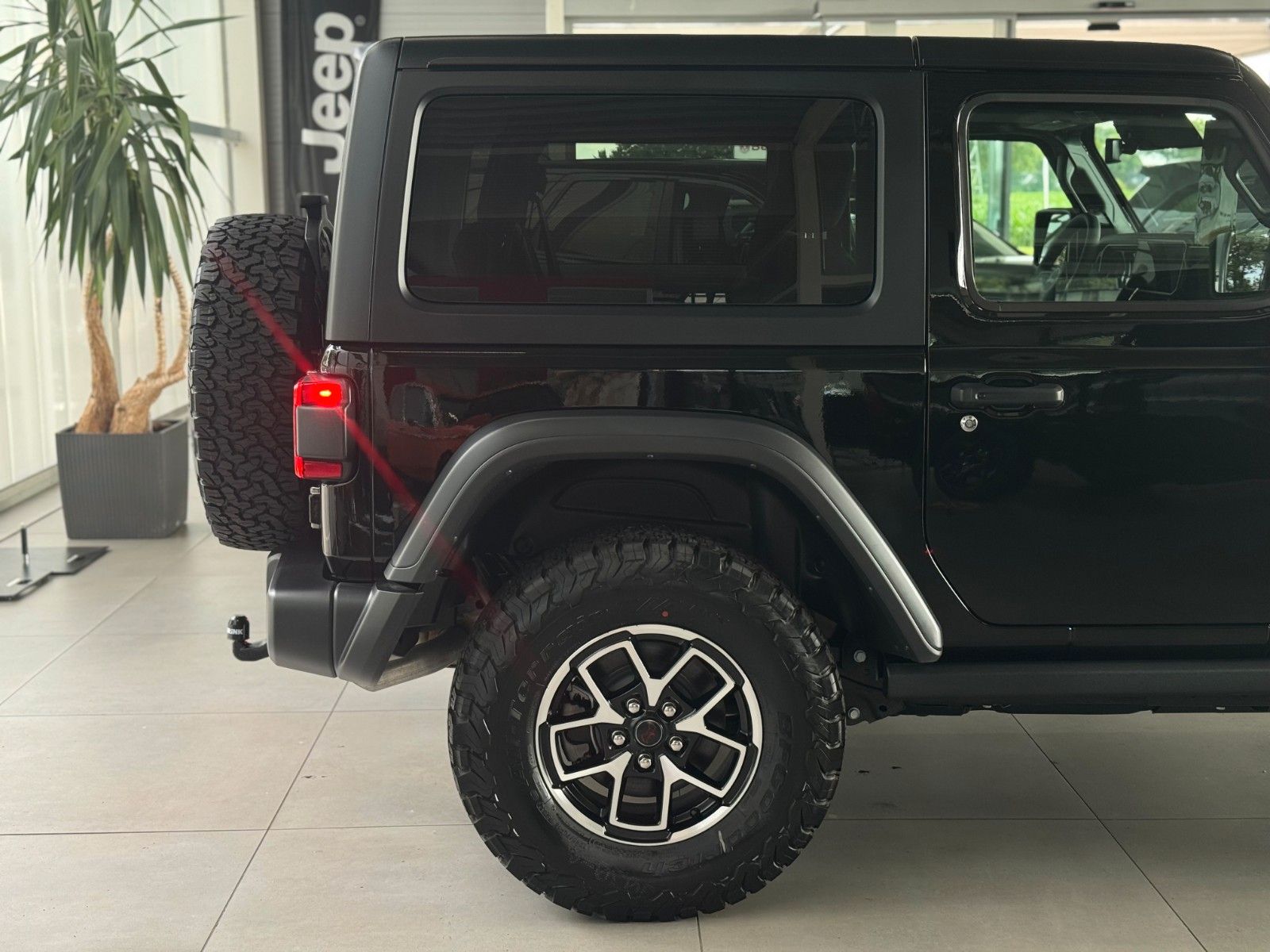 Fahrzeugabbildung Jeep Wrangler Rubicon 3,6 V6 MY24 "Technology Group"