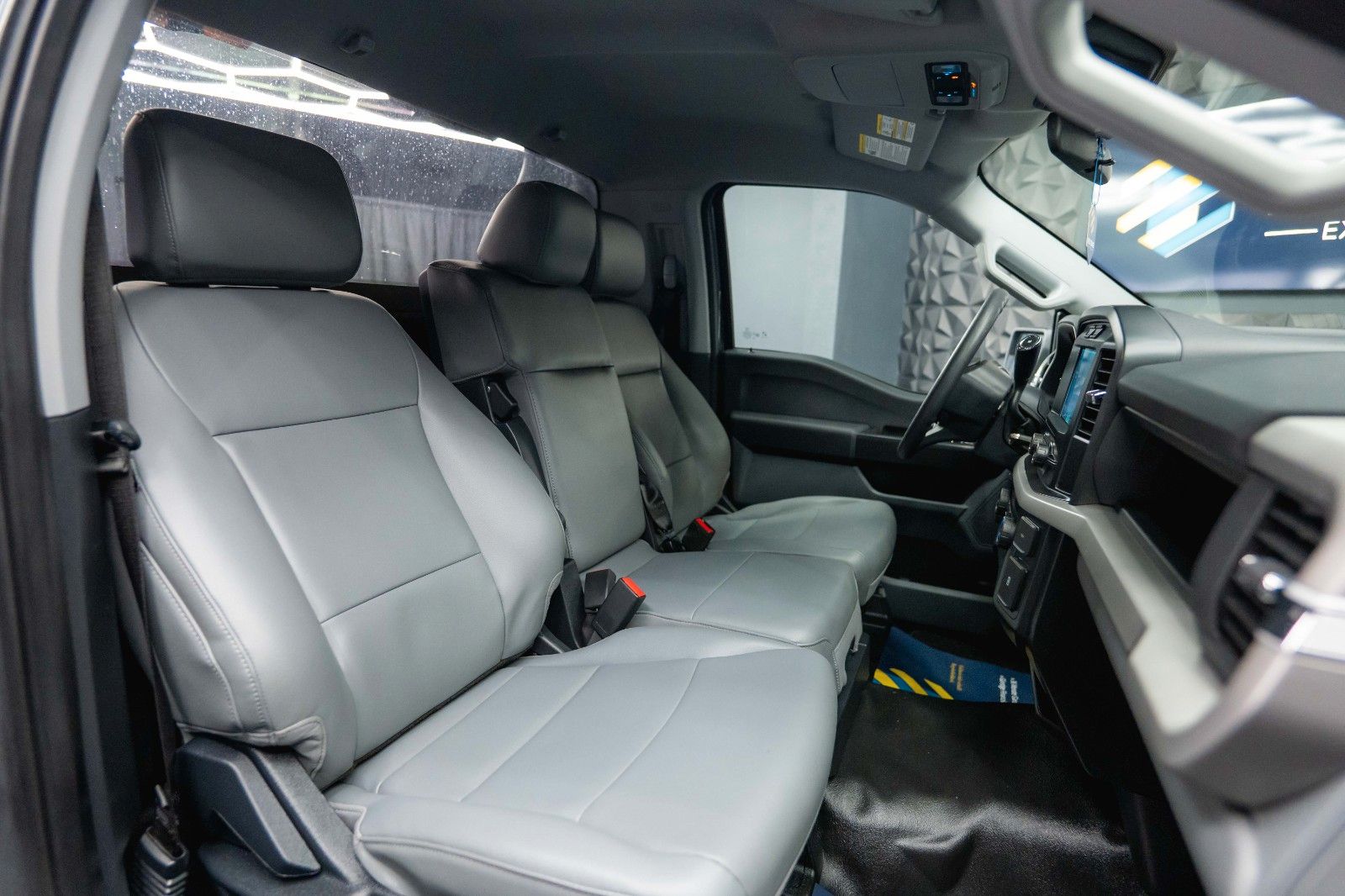 Fahrzeugabbildung Ford F150 3.3 V6 Offroad Raptor Singlecab Longbed 19%