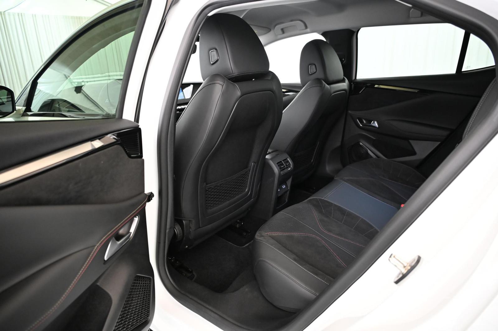 DS Automobiles DS4 1.6 E-Tense 225 Performance UVP 50.000 EUR