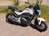 Honda NC700SA Naked Bike - HONDA VON 501 BIS 750 CCM