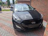 Hyundai i30 1.4 CRDI - Hyundai i30 mit Diesel-Antrieb: Limousine, 1.4