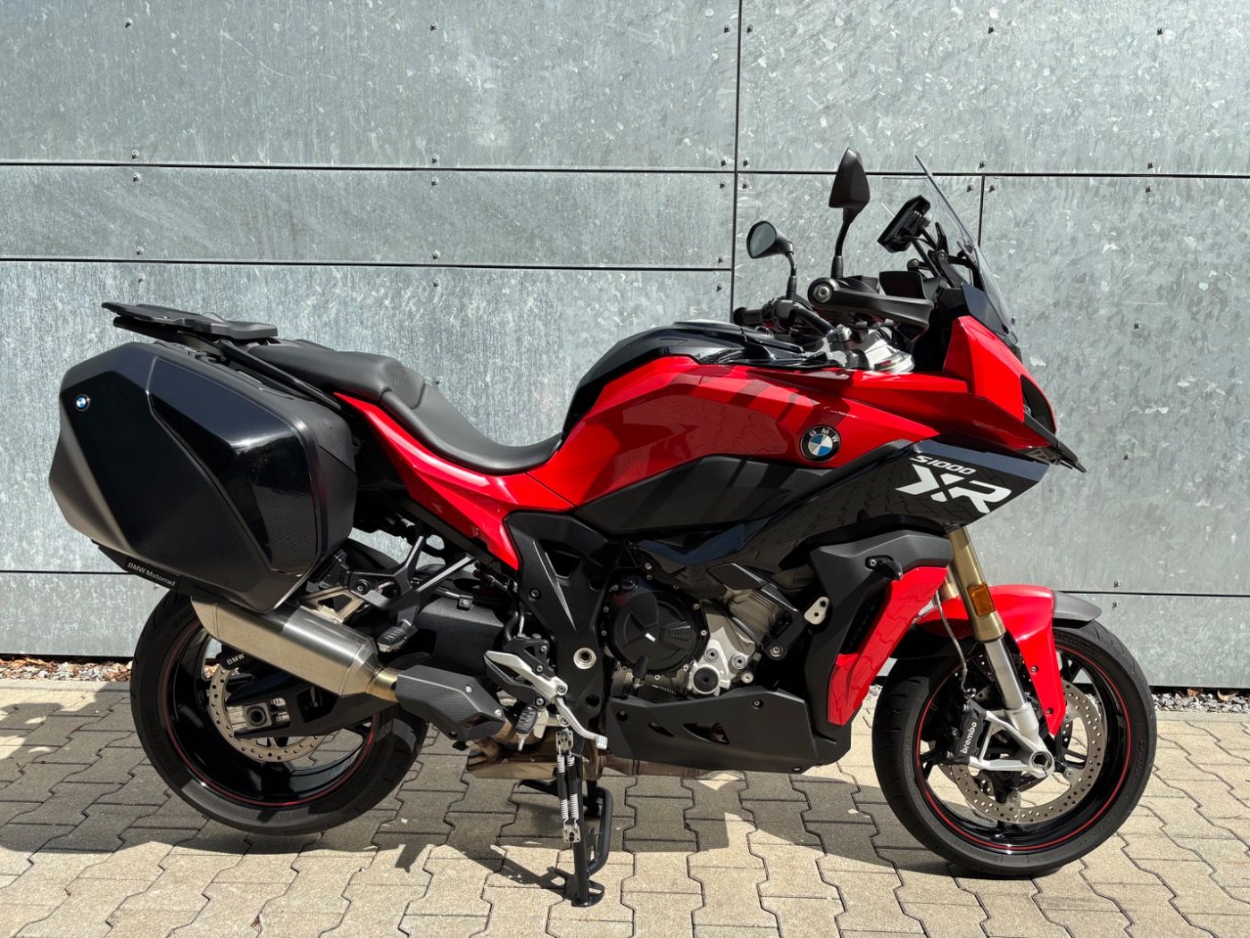 Fahrzeugabbildung BMW S 1000 XR Touren- und Dynamik Paket Seitenkoffer