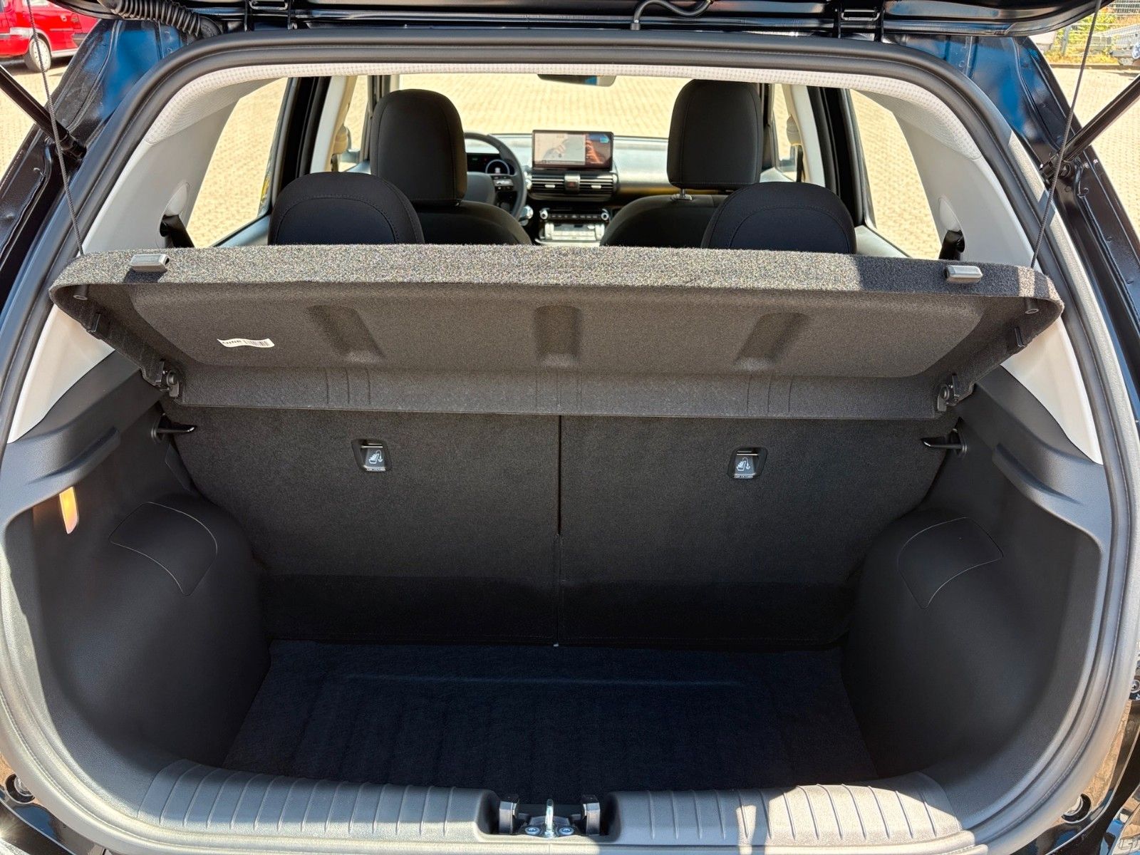 Fahrzeugabbildung Hyundai INSTER Select Effizienz-Paket
