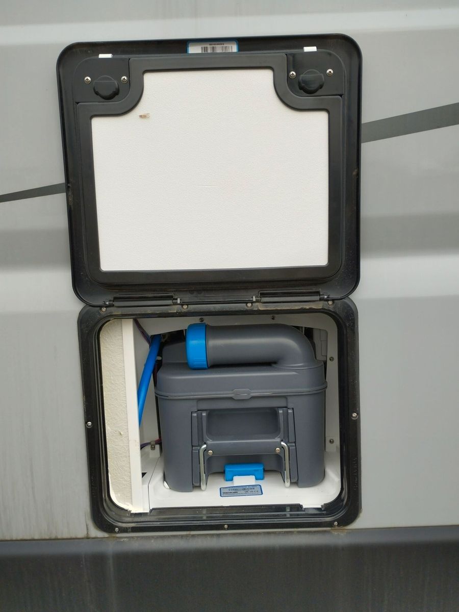 Fahrzeugabbildung Karmann Dexter DE 600 Concept Paket