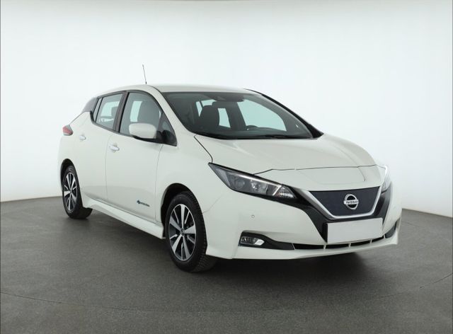 Nissan Leaf 40 kWh 2019 , Automatik, Scheckheft, Navi,