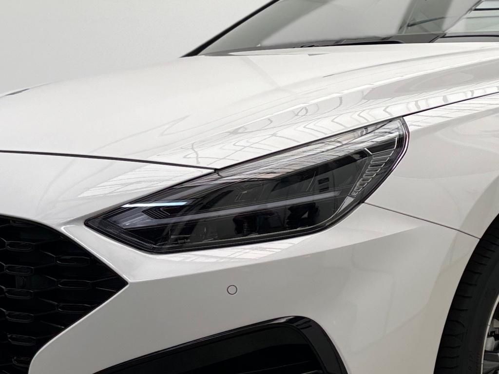 Fahrzeugabbildung Hyundai i30 5-Türer 1.0 T-GDI 6-MT Advantage FLA Navi