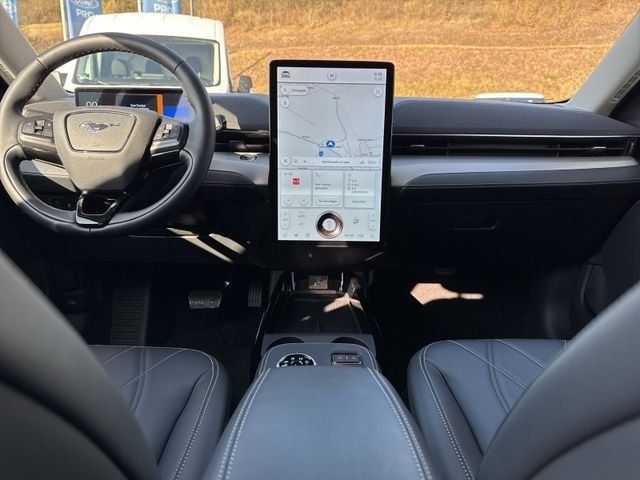 Fahrzeugabbildung Ford Mustang Mach-E eMotor Basis #99kWh #AHK #Keyfree