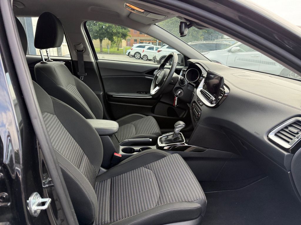 Fahrzeugabbildung Kia Ceed 1.5 T-GDI Vision DCT