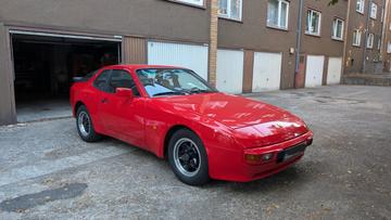 1981 Porsche 944 照片 1
