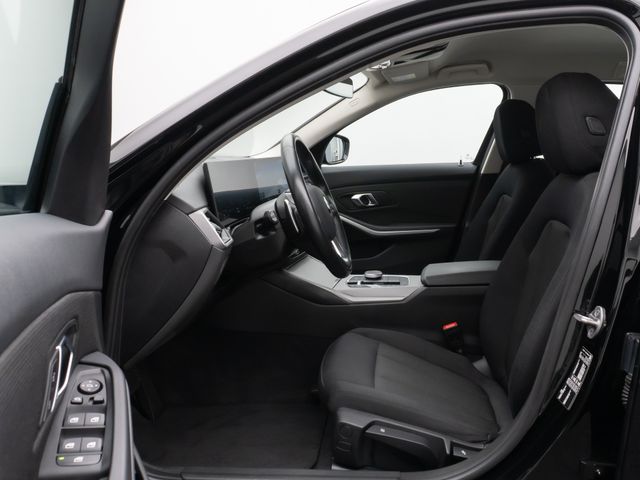 Foto Nummer 20: BMW 320d