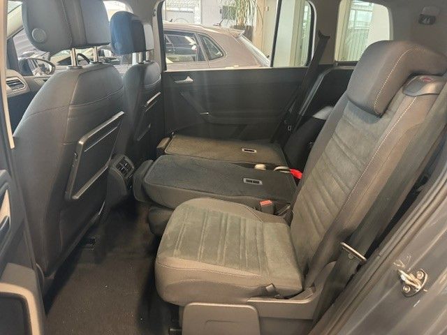 Fahrzeugabbildung Volkswagen Touran Comfortline BMT/Start-Stopp LED 7 Sitzer