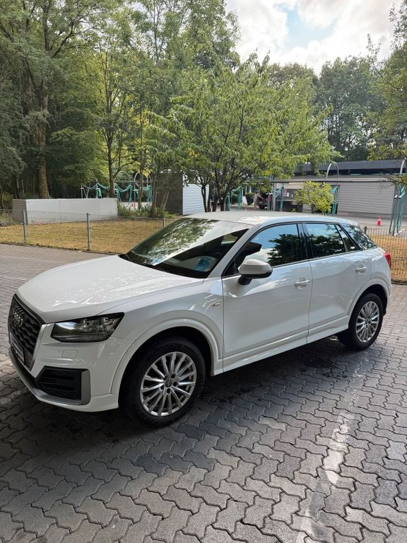Image of Audi Q2